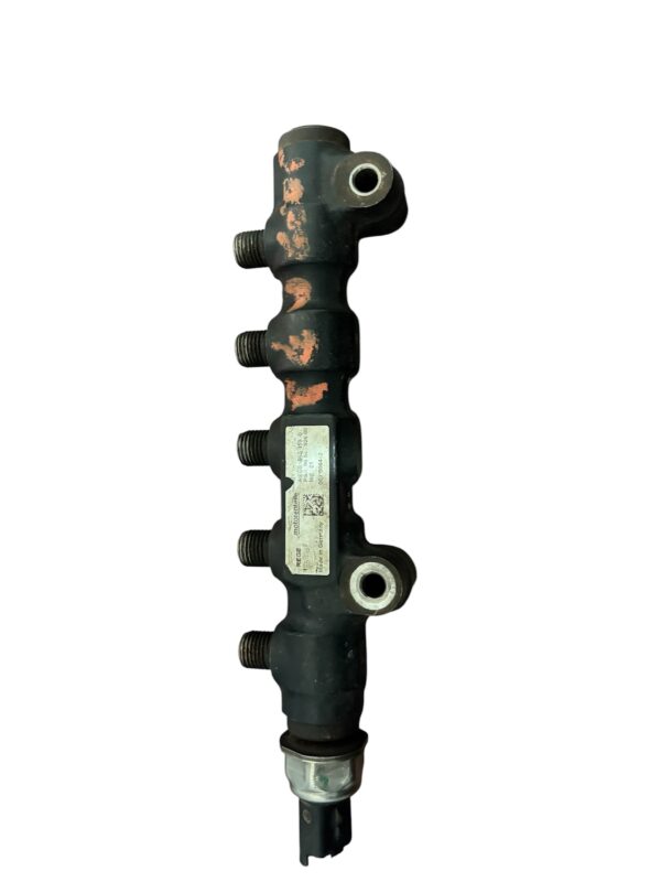 Riel de inyeccion Peugeot Partner Citroen Berlingo 1.6 9654592680 con sensor 9655465480